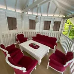 Kristal Hotel 3*