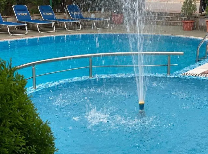 Kristal Хотел Златоград