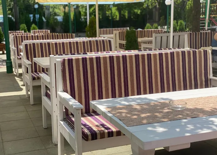 Хотел Kristal 3*