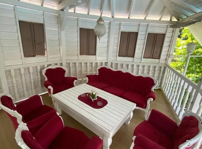 Kristal Хотел 3*