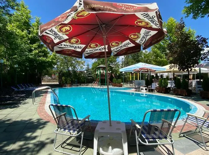 Хотел Kristal Златоград